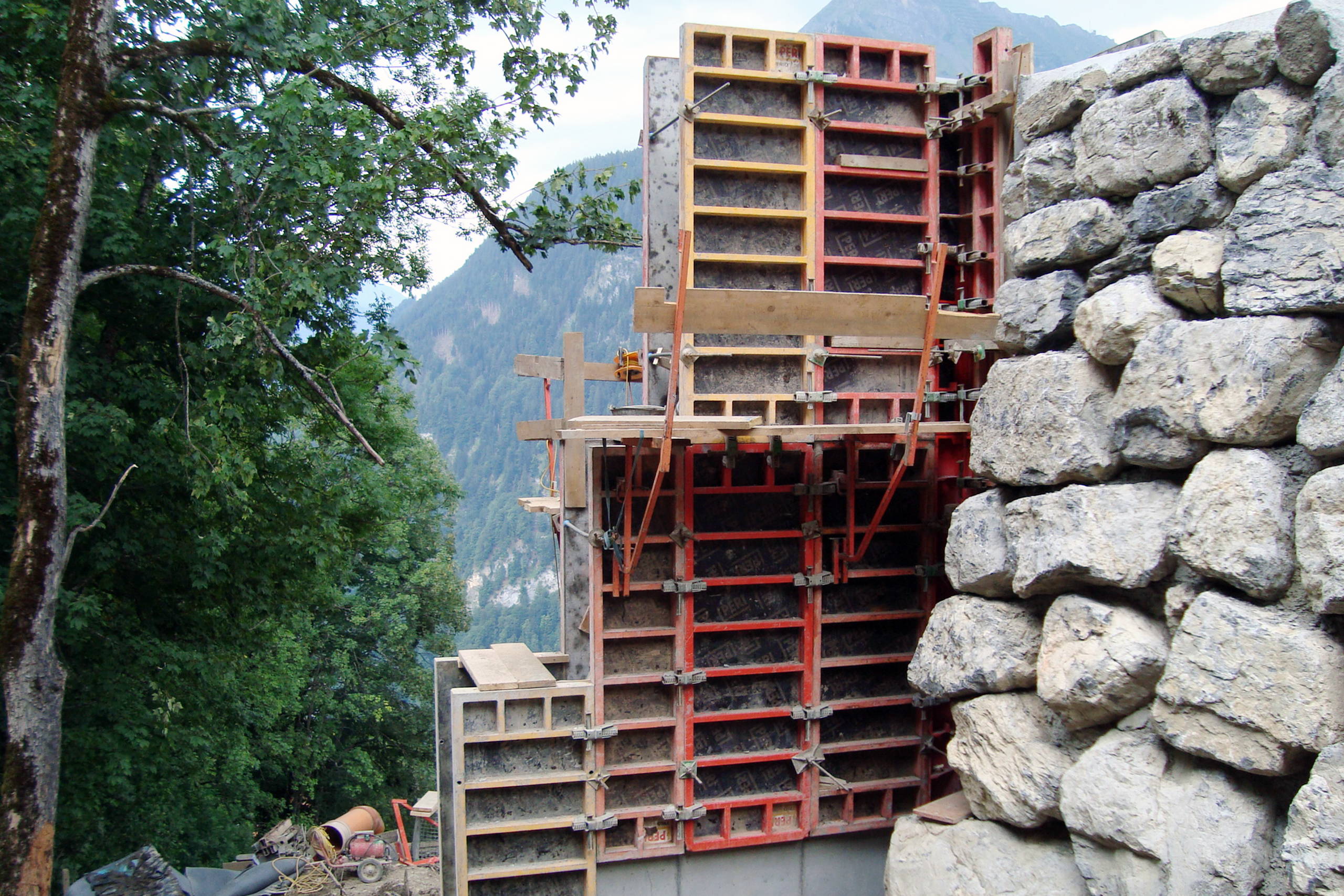 Hochwasserschutz und Geschieberückhalt Sagibach, Wasserbau – Ribuna AG Interlaken